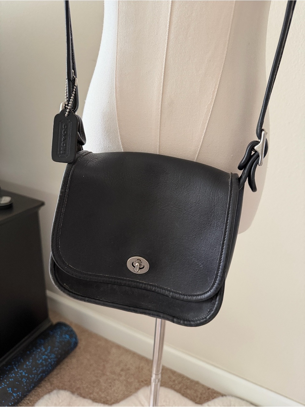 Coach Black Leather Turnlock Crossbody Saddle Bag